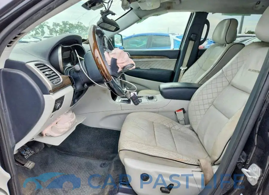 1C4RJFJT5HC735020# 7