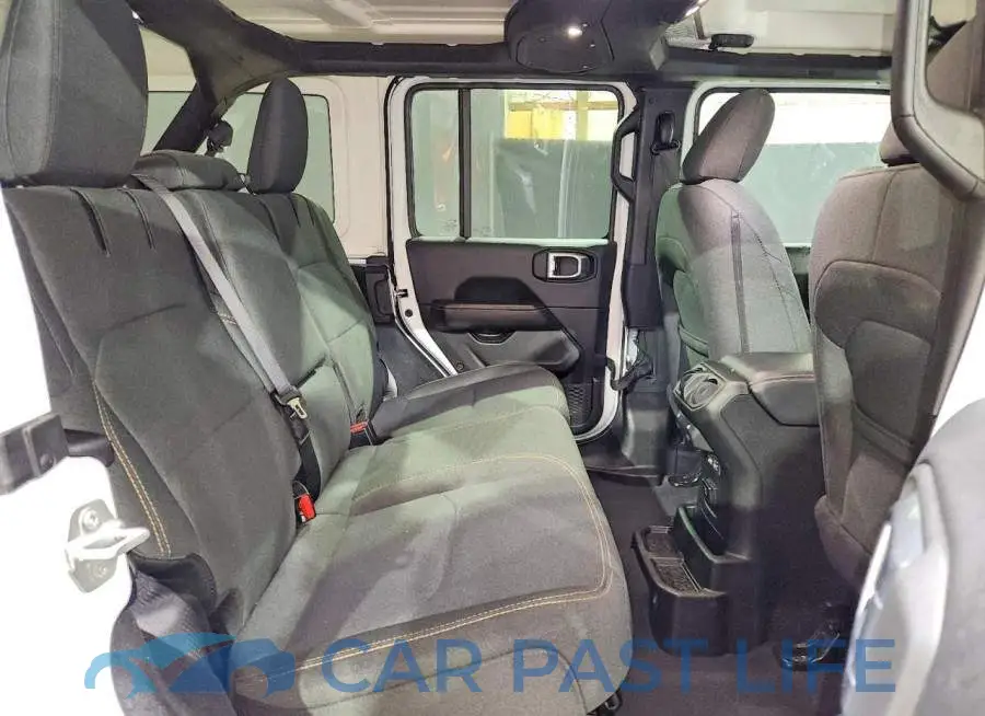 1C4RJXP63RW270812# 11