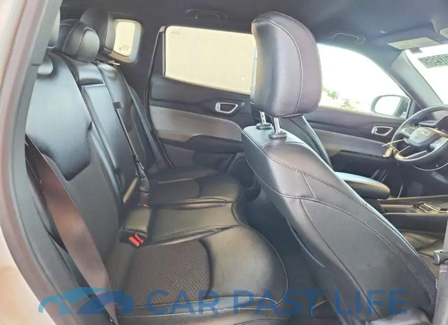 3C4NJDBN0PT561671# 10