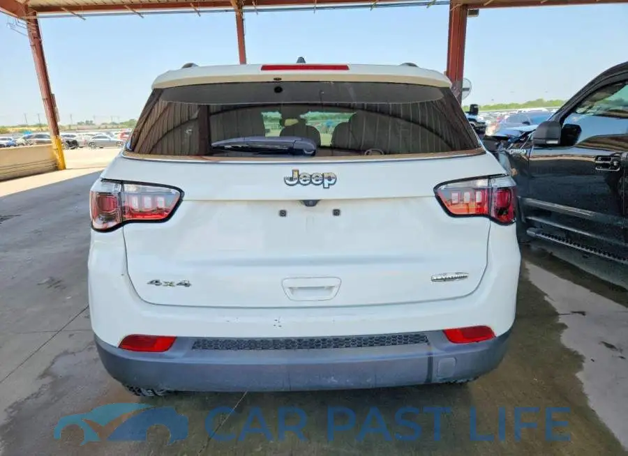 3C4NJDBN0PT561671# 6