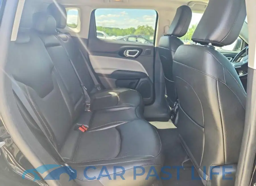 3C4NJDCB7NT106172# 11