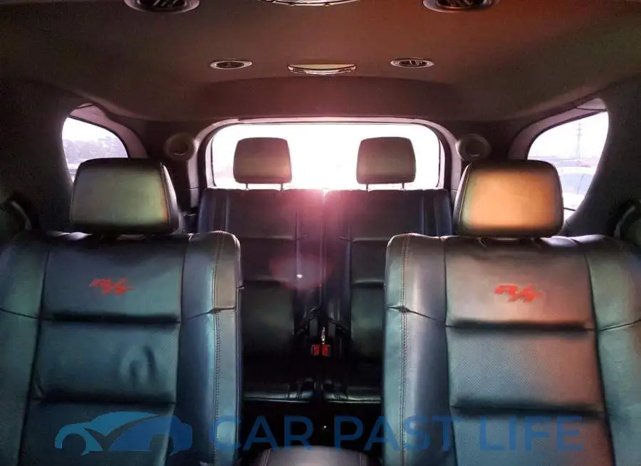 1C4SDJCT6JC371091# 10