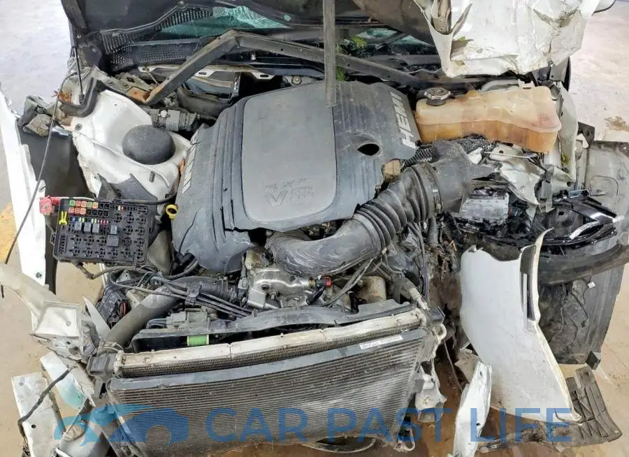 2C3CDXCT4KH513142# 11