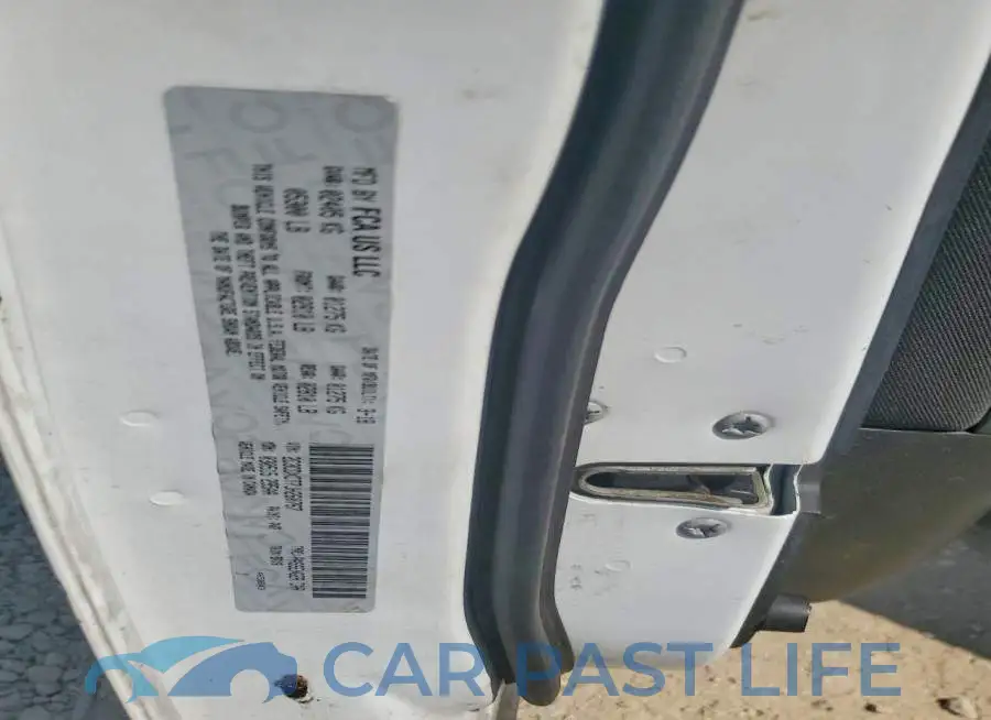2C3CDXCT7JH260767# 12