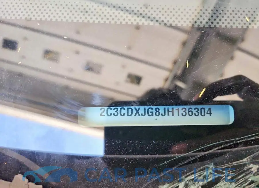 2C3CDXJG8JH136304# 13