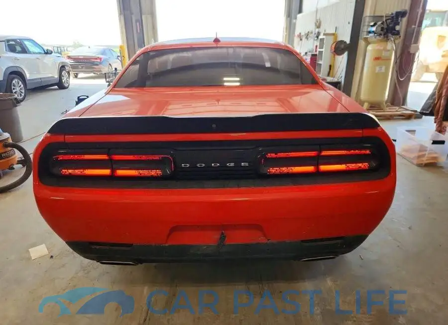 2C3CDZKG4KH640084# 6