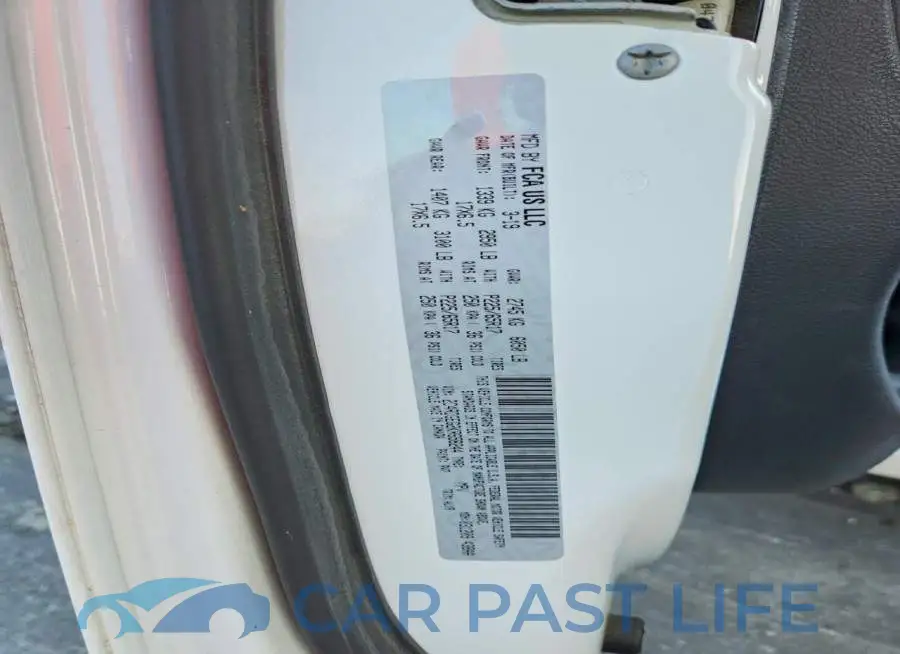 2C4RDGEG2KR658244# 13