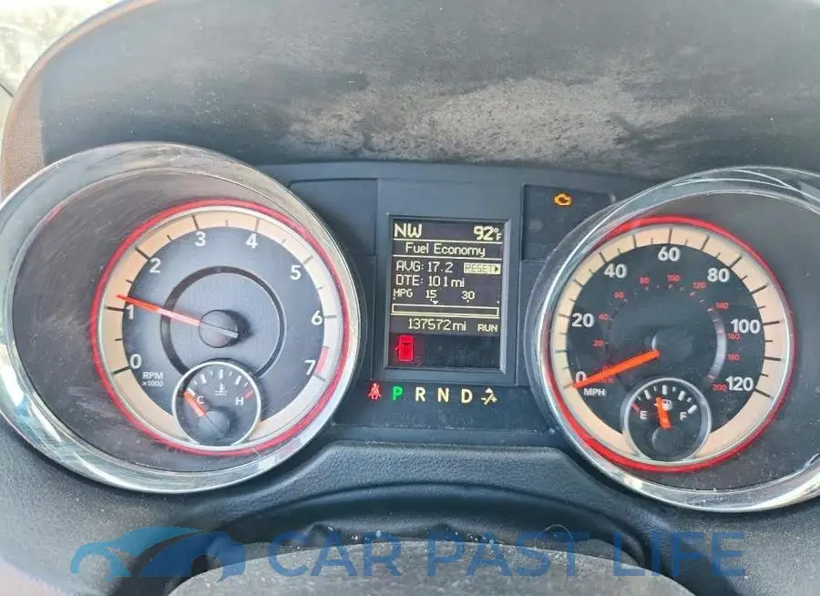 2C4RDGEGXKR595782# 9