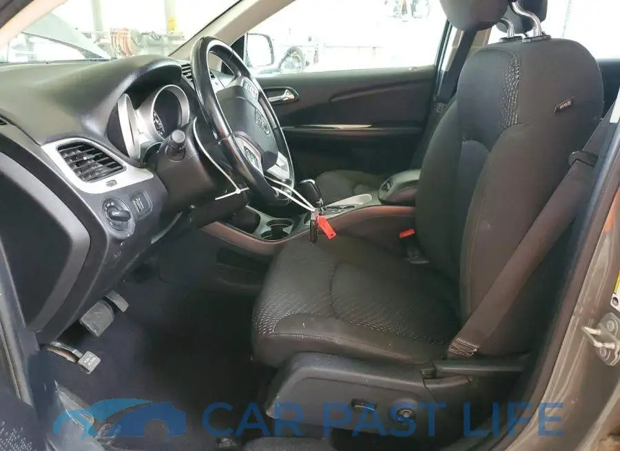 3C4PDCAB2LT250903# 7