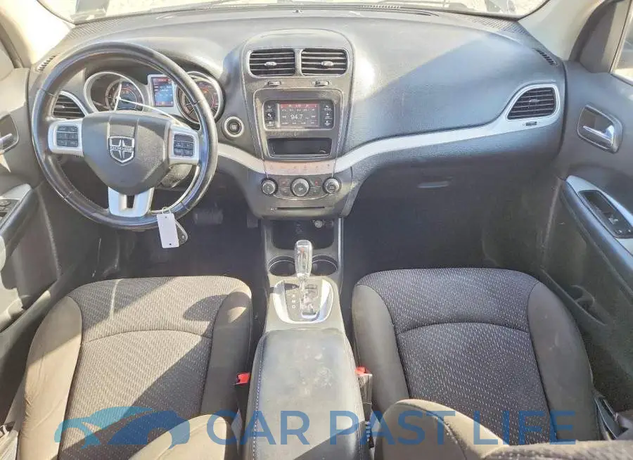 3C4PDCAB6LT180841# 8