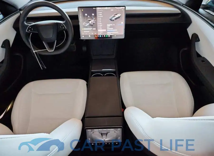 5YJ3E1EA1TF136374# 8