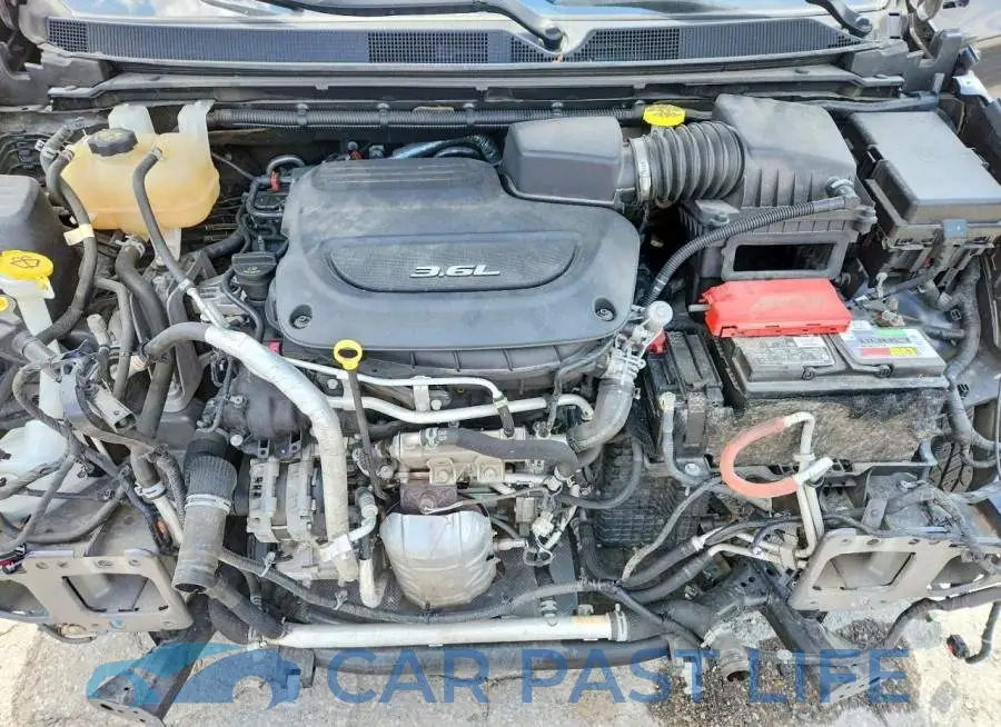 2C4RC1BG7JR113806# 12