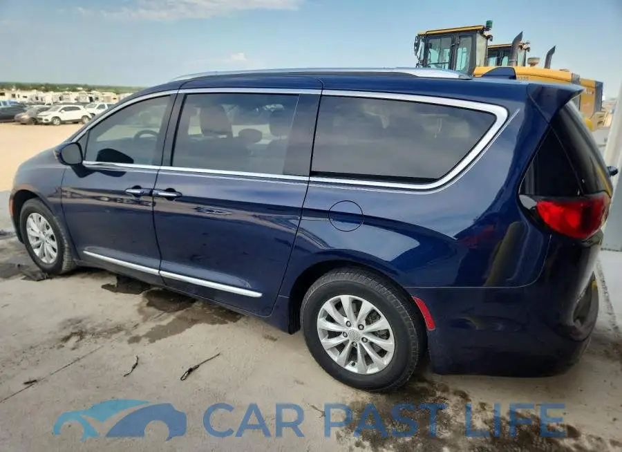 2C4RC1EG2JR254097# 2