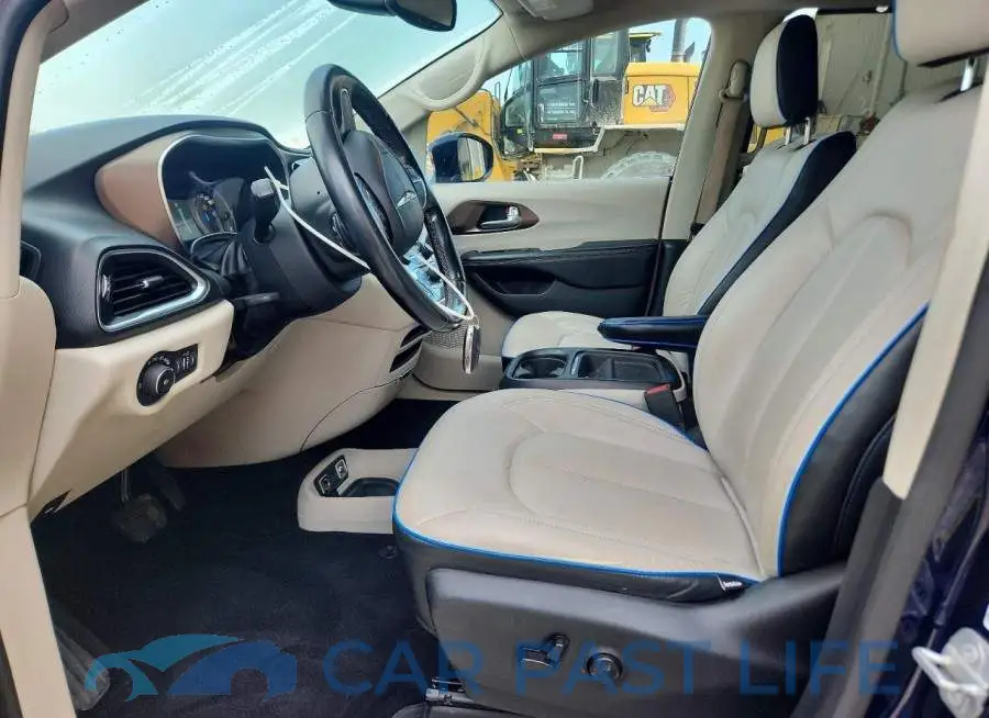 2C4RC1EG2JR254097# 7