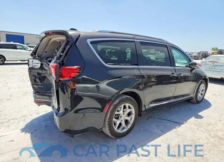 2C4RC1EG4HR511318# 3