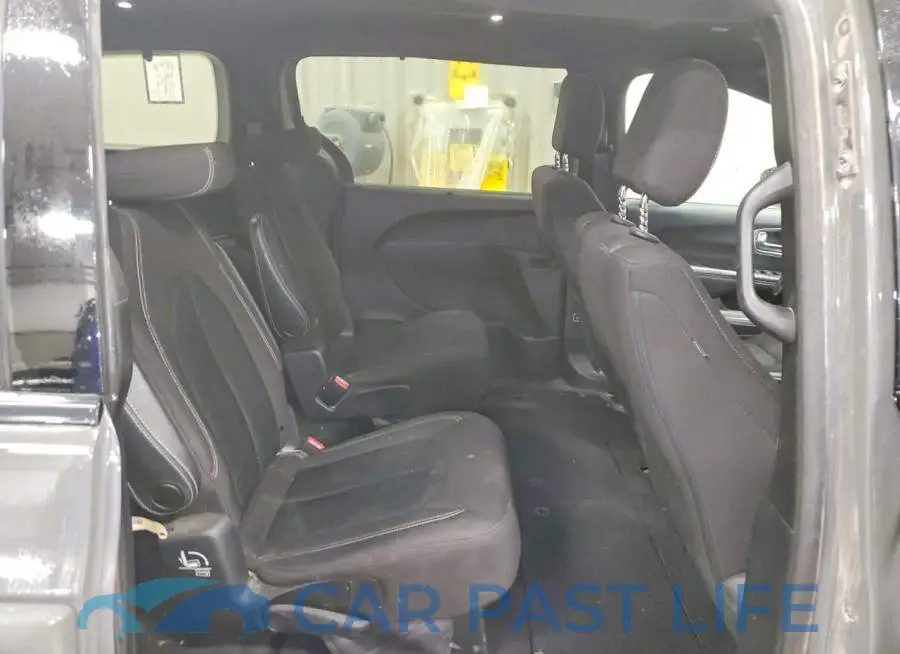 2C4RC3FG2MR529952# 11