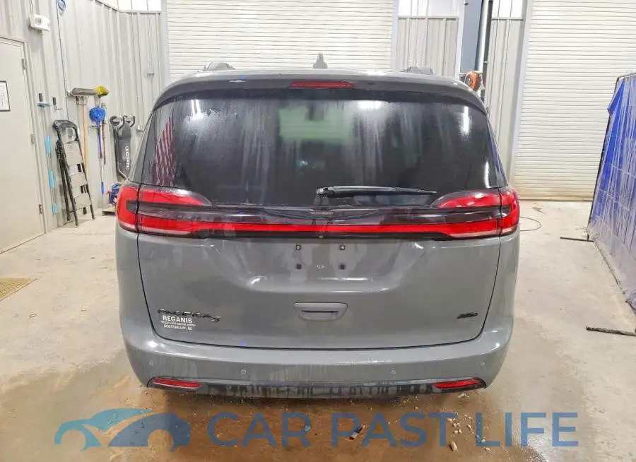 2C4RC3FG2MR529952# 6