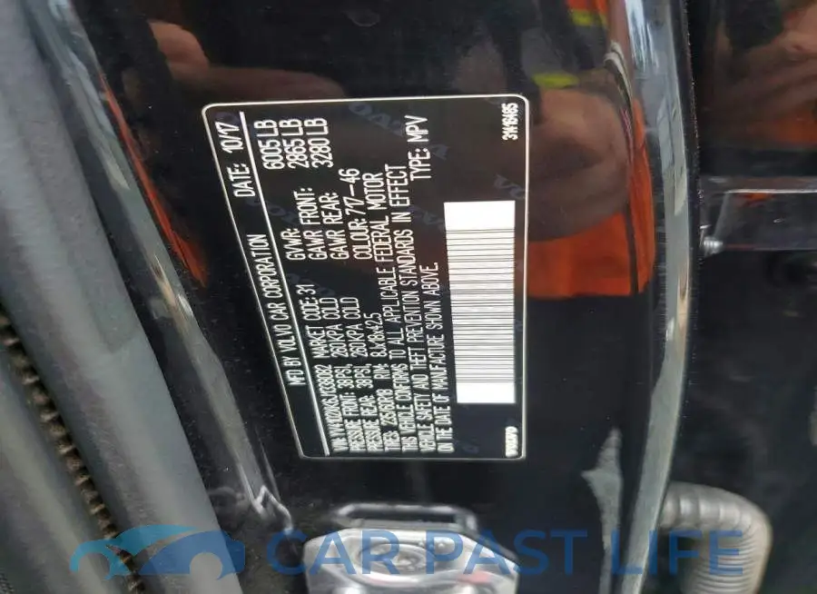 YV4102XK6J1338082# 13
