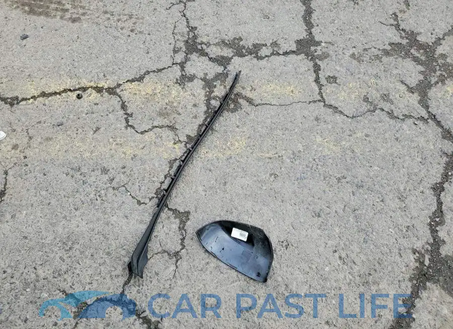 5UXTY5C07LLT37913# 12