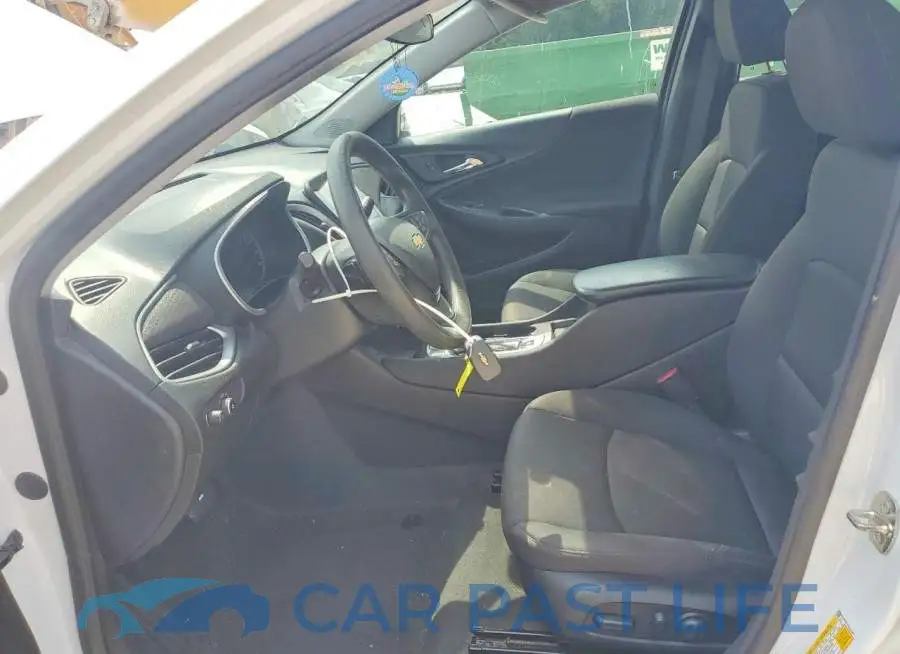 1G1ZC5ST9PF202046# 7