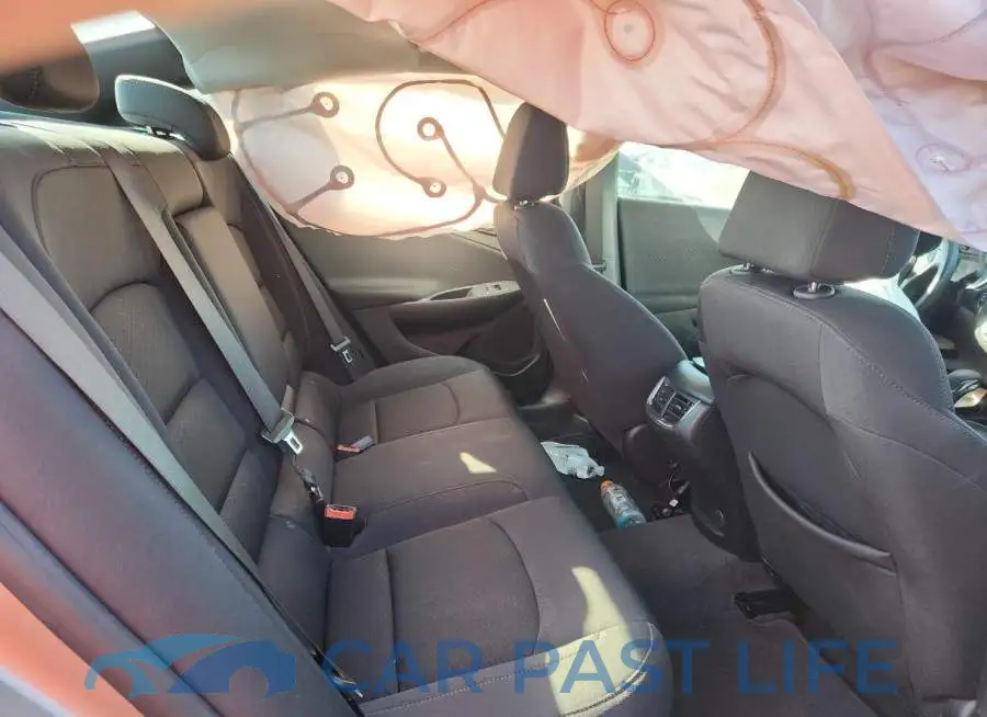 1G1ZD5ST4RF121522# 10