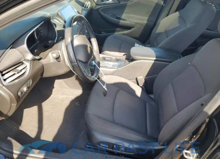 1G1ZD5ST5JF140987# 7