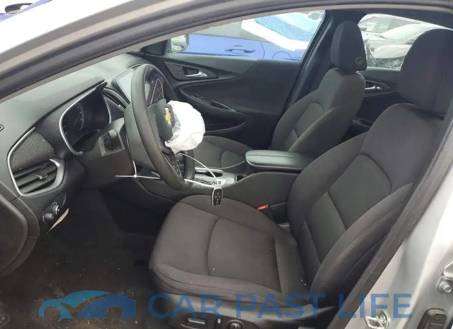 1G1ZD5ST5NF165085# 7