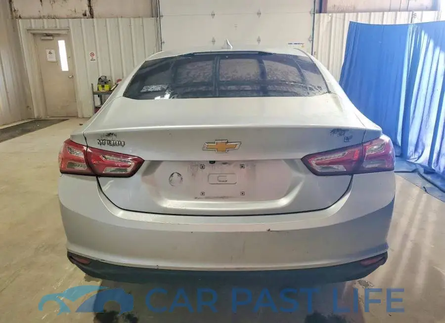 1G1ZD5ST9KF174612# 6