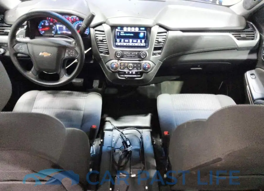 1GNSKDEC7KR398911# 8