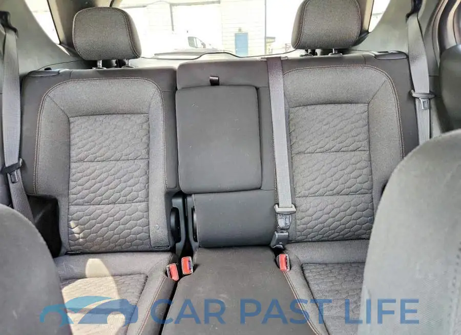 2GNAXKEV6M6127548# 10