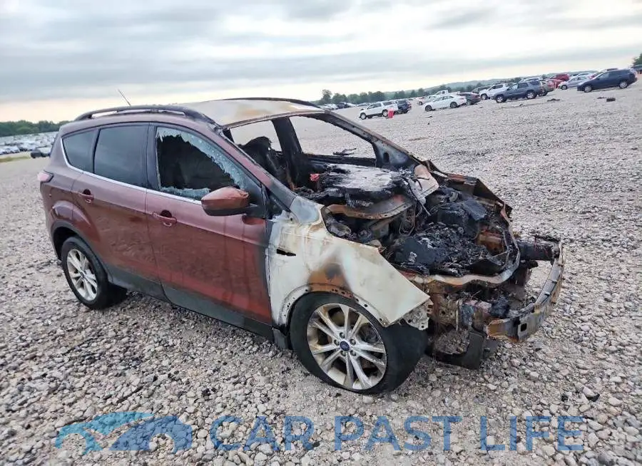 1FMCU9GD6JUC95240# 4