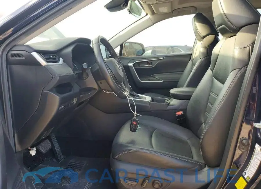2T3C1RFV6MW183701# 7