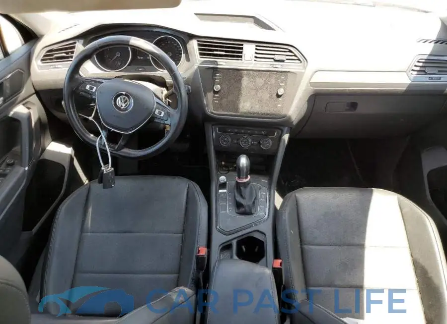 3VV3B7AX2JM207792# 8