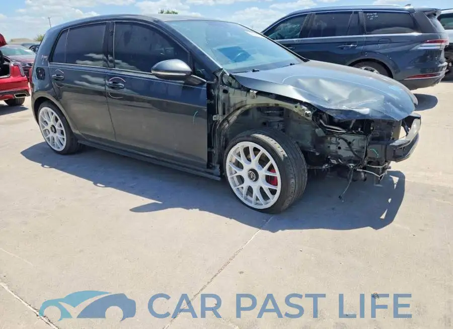 3VW5T7AU8HM001135# 4