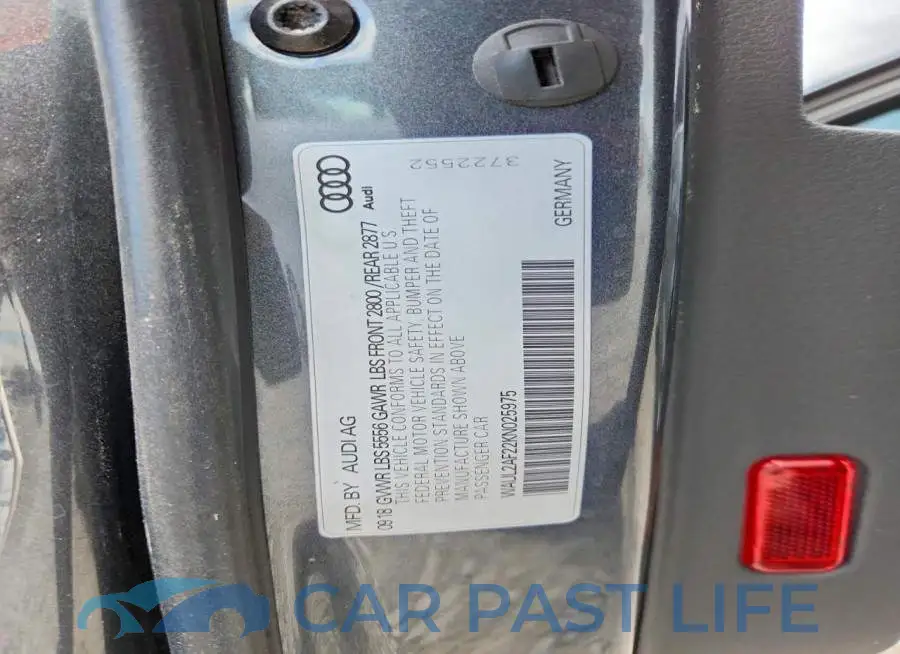 WAUL2AF22KN025975# 12