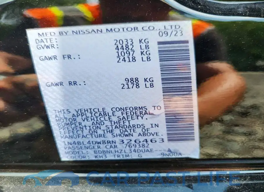 1N4BL4DW8RN326463# 12