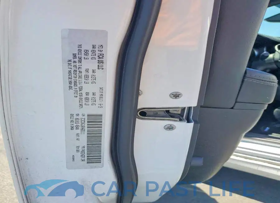 2C3CDXGJ6KH665111# 13