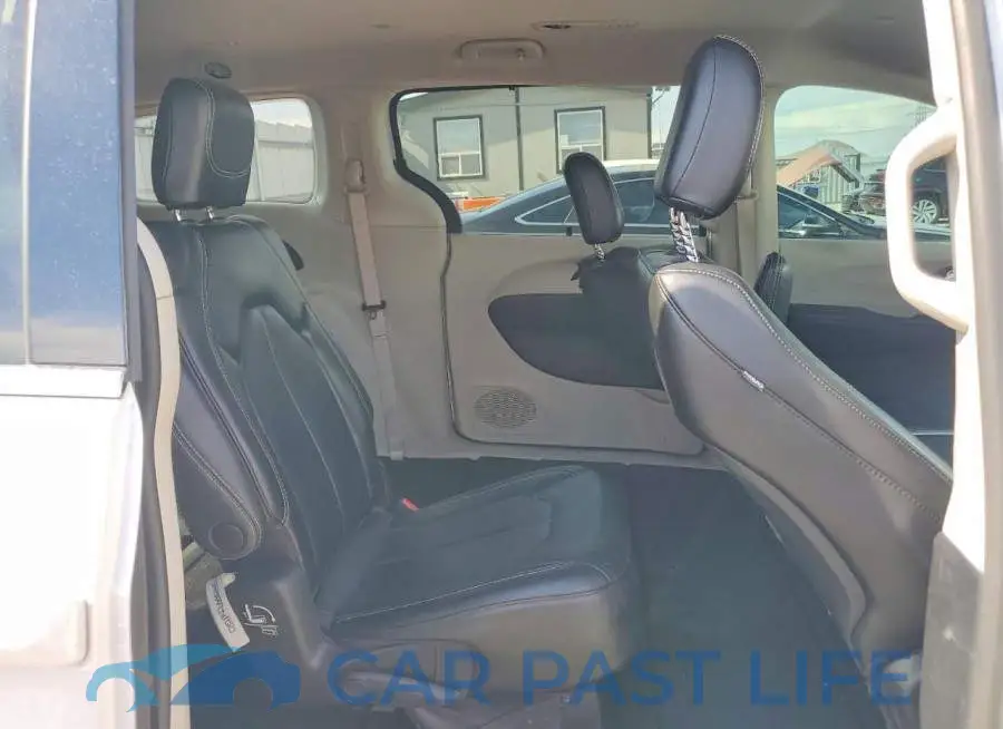2C4RC1BG4PR531264# 11