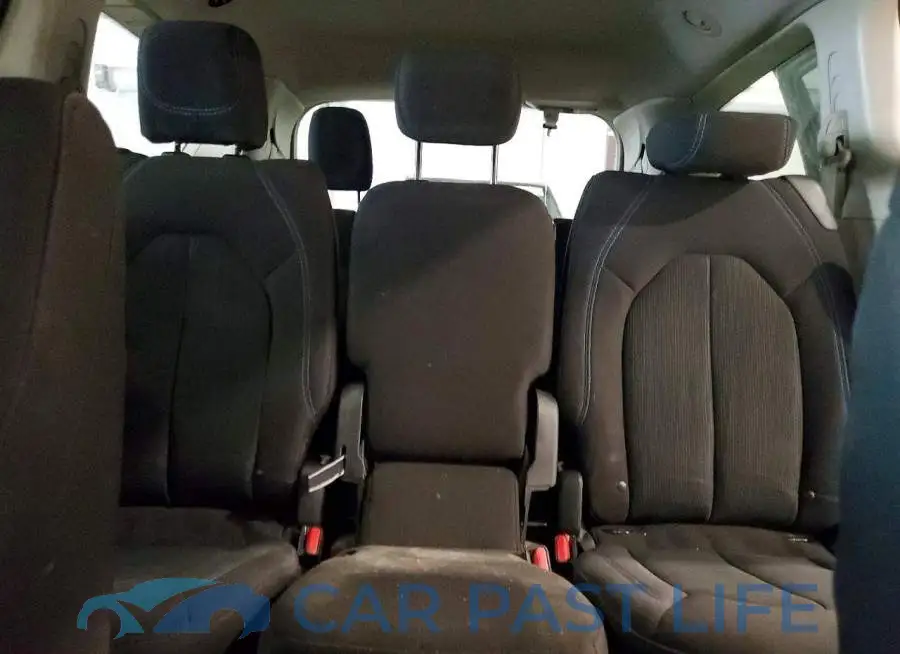 2C4RC1FG9MR526423# 10