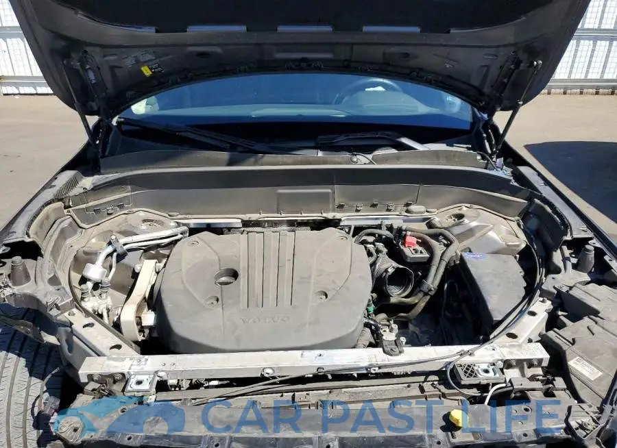 YV4L12PK6R1174494# 12