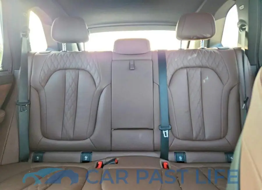 5UXTA6C06P9R03038# 10