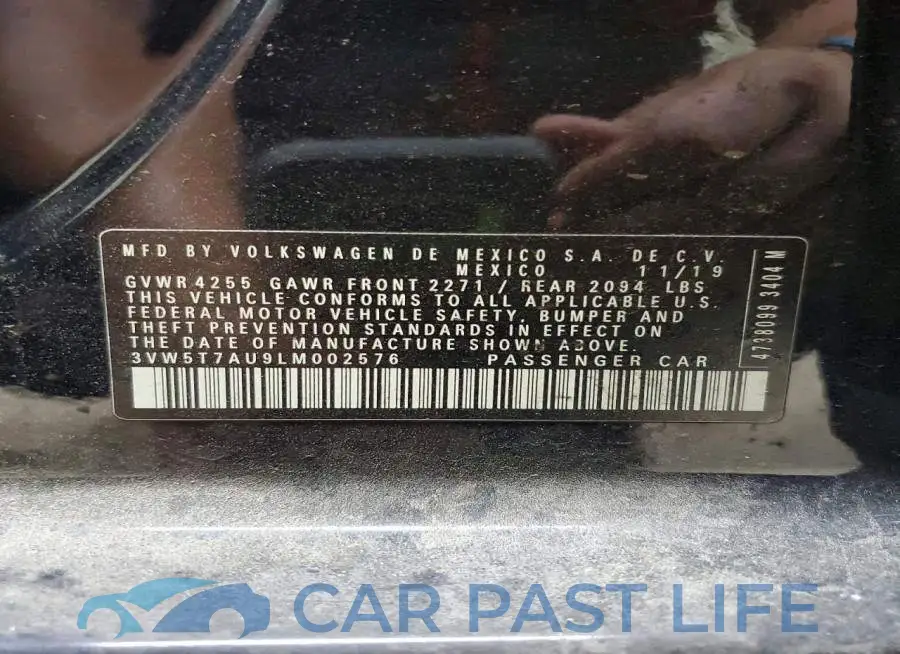 3VW5T7AU9LM002576# 14