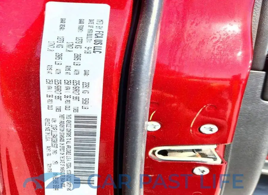 1C4PJLLB4KD301537# 12