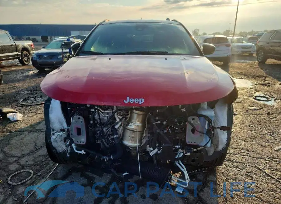 3C4NJDCN6PT567621# 5