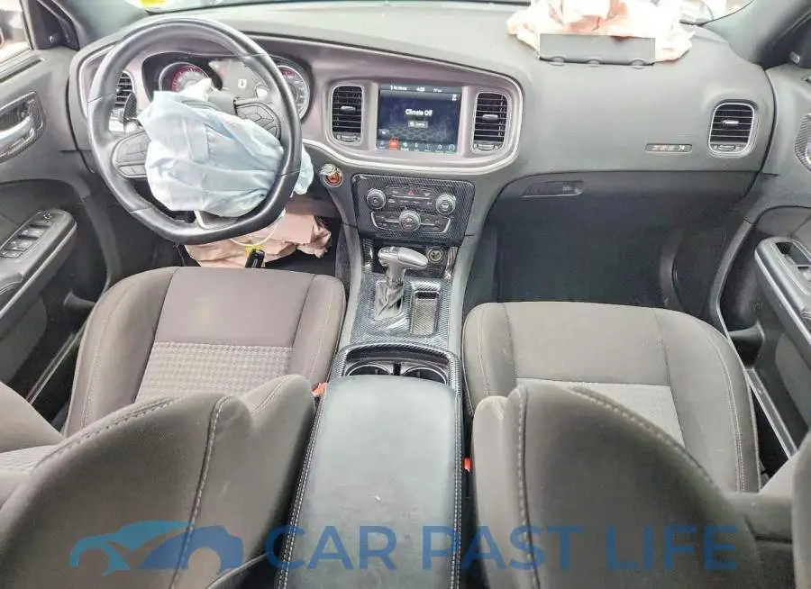 2C3CDXGJ0LH174082# 8