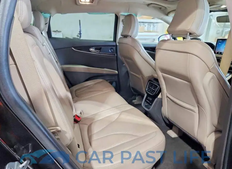 2LMPJ8KP9MBL16893# 11