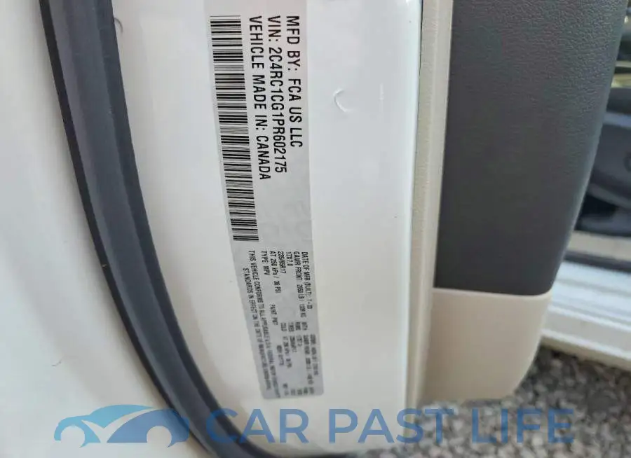 2C4RC1CG1PR602175# 14