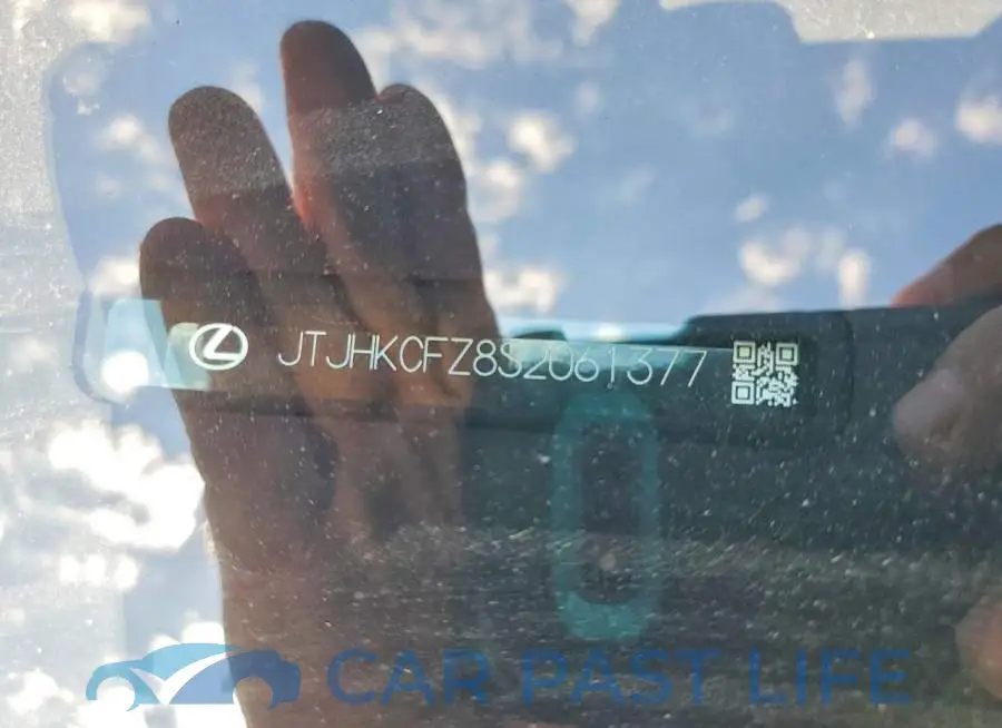 JTJHKCFZ8S2061377# 13