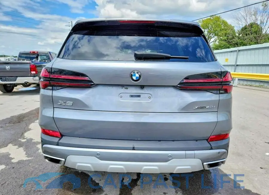 5UX23EU01R9V13157# 6