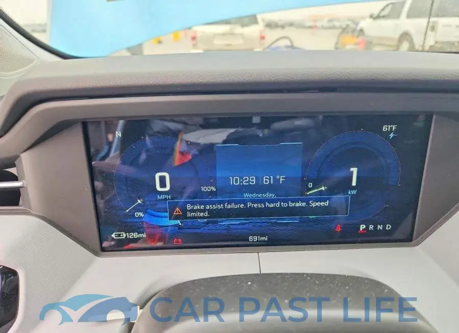 1G1FZ6EV6VF100656# 9